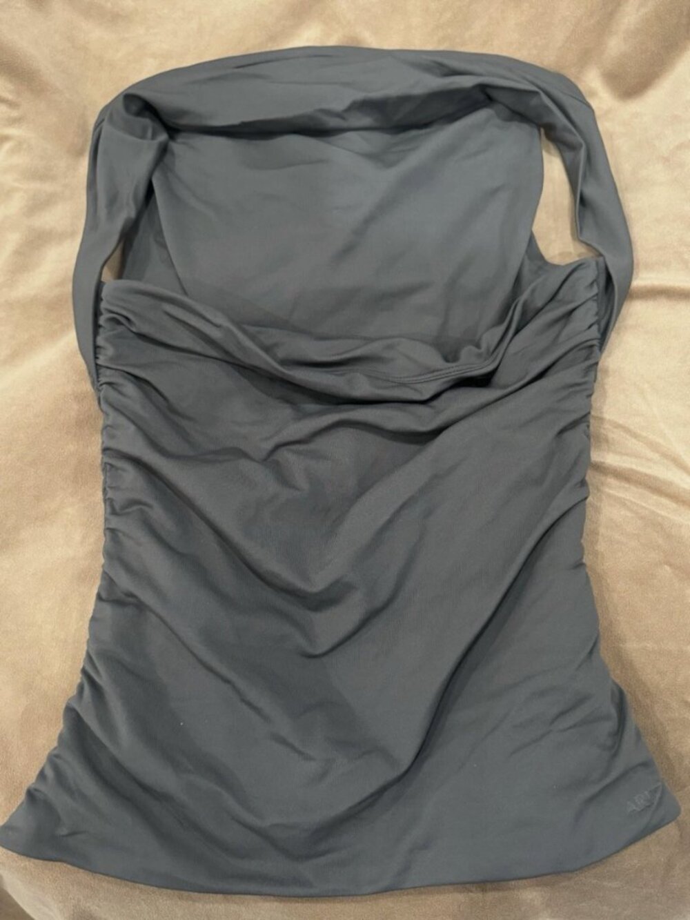 NWOT Aritzia Contour Flourish Top Olive Green Size Medium M - Picture 1 of 6